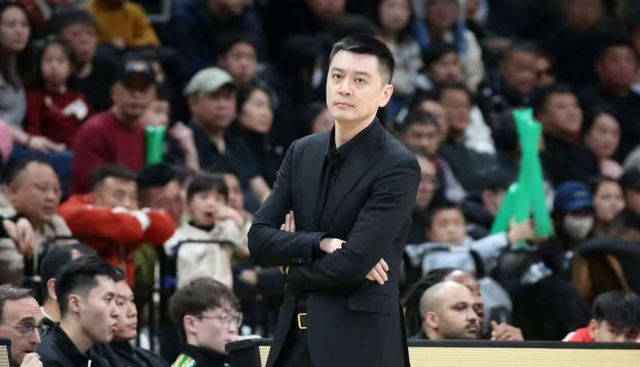 官方入口-辽宁男篮VS新疆！杨鸣输球或下课，威尔斯爆发，央视直播