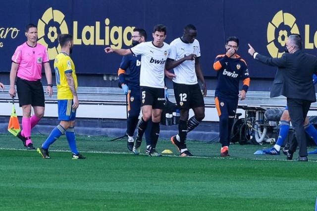 官方入口-迪亚哈比-卡拉事件梳理：西足坛绝不容忍种族主义