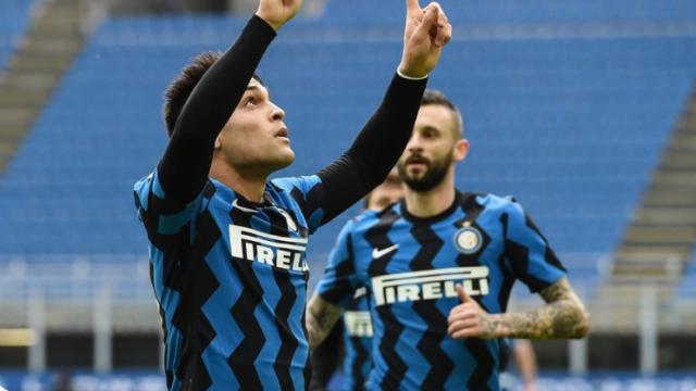 开云体育-【意甲】劳塔罗戴帽卢卡库传射 国米6比2克罗托内